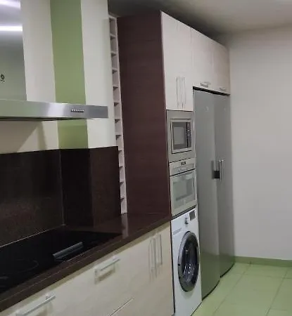 Apartment Patio Privado, Parking Gratis Y A Un Paso Del Vial *